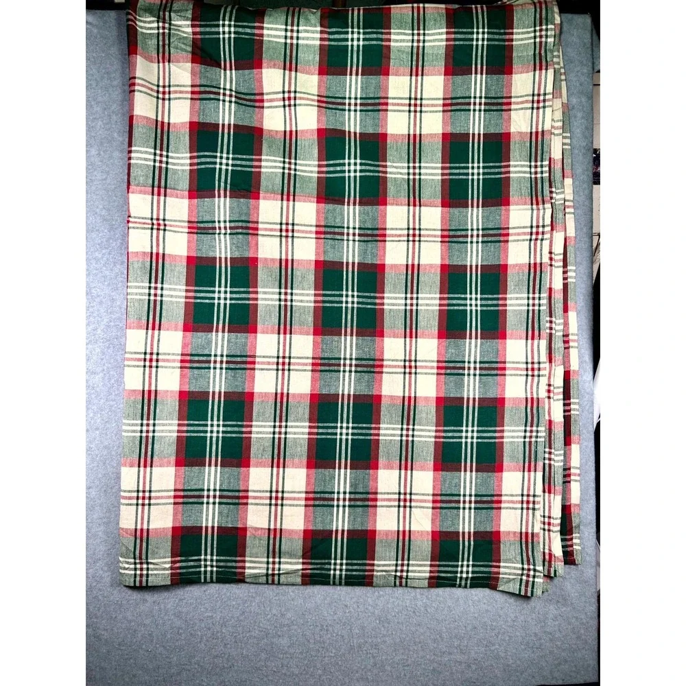 Christmas Holiday Dining Decor Tablecloth Multicolor Plaid 58x99